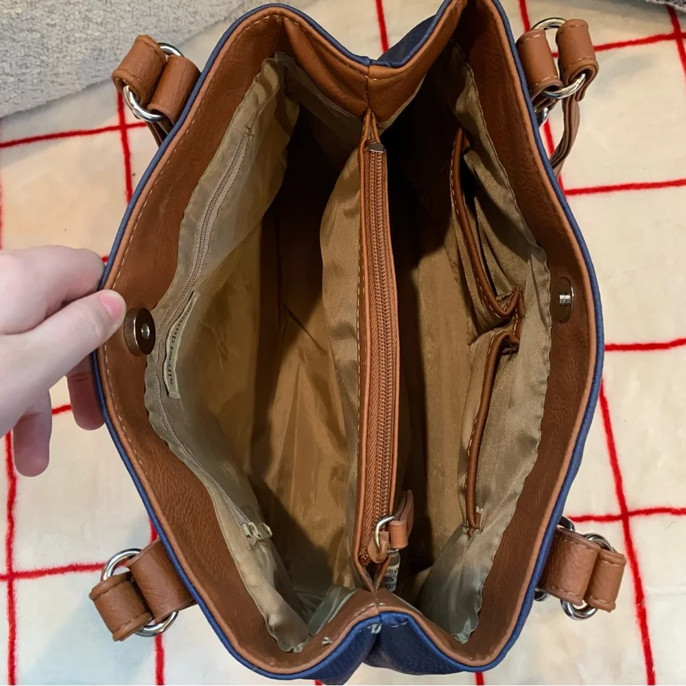 Alfred Dunner Leather Shoulder Bag - Picture 6 of 11
